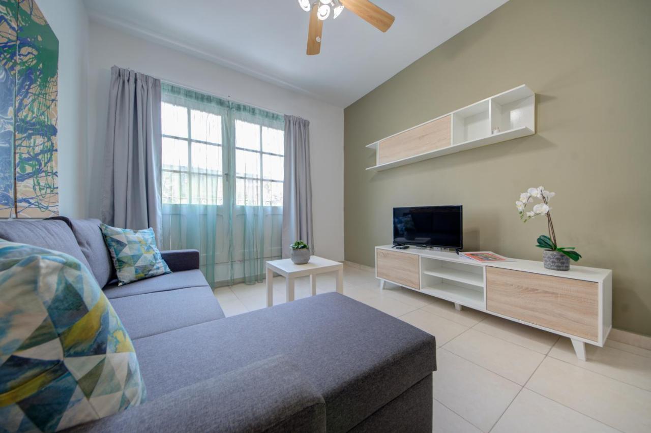 Azure Haven - Gzira Apartments And Penthouse By Shortletsmalta Esterno foto