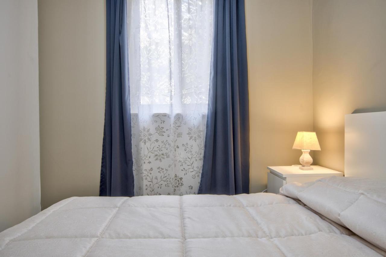 Azure Haven - Gzira Apartments And Penthouse By Shortletsmalta Esterno foto